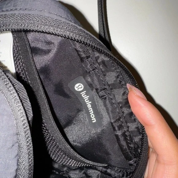 ❌SOLD❌ Lululemon athletica Black Crossbody Bag - Picture 2 of 2